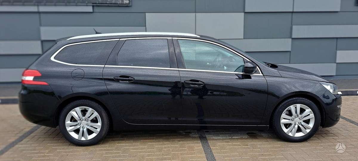 Peugeot 308 2014 — двигун 1997 cm³, 150 HP (110kW)