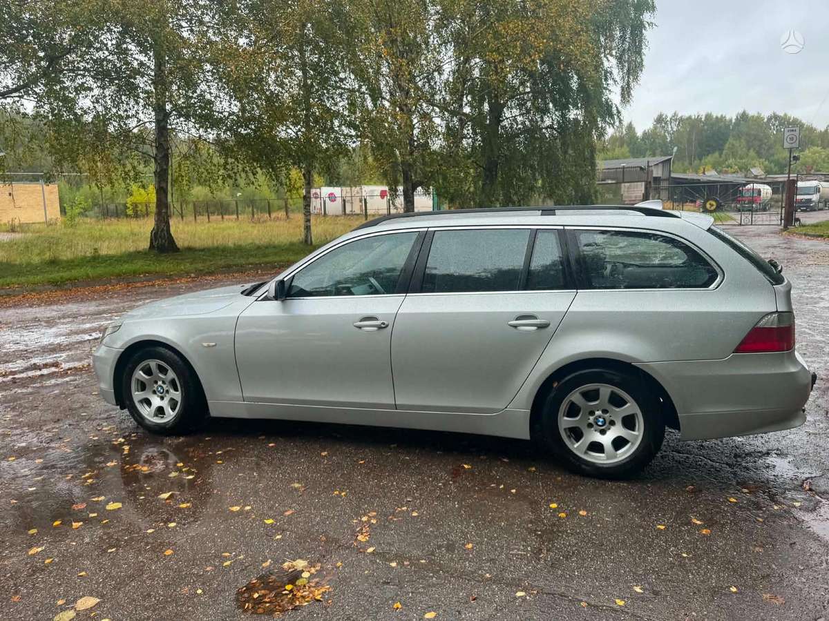 BMW 525 2006 — двигун 2497 cm³, 177 HP (130kW)