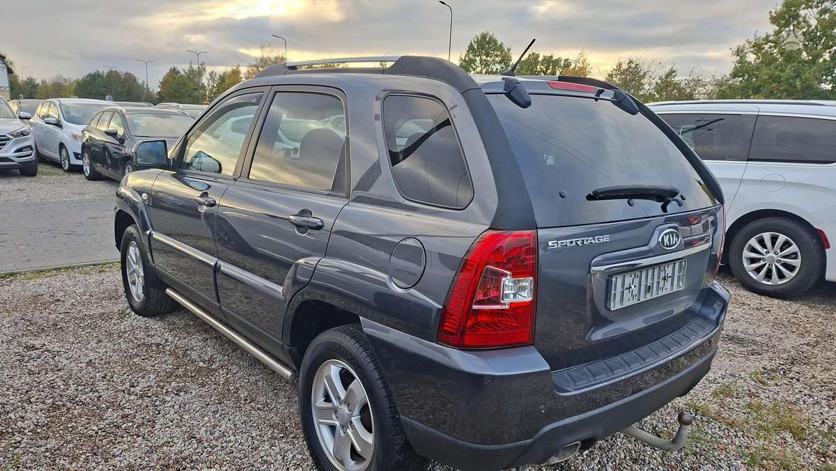 Kia Sportage 2010 — фото 10
