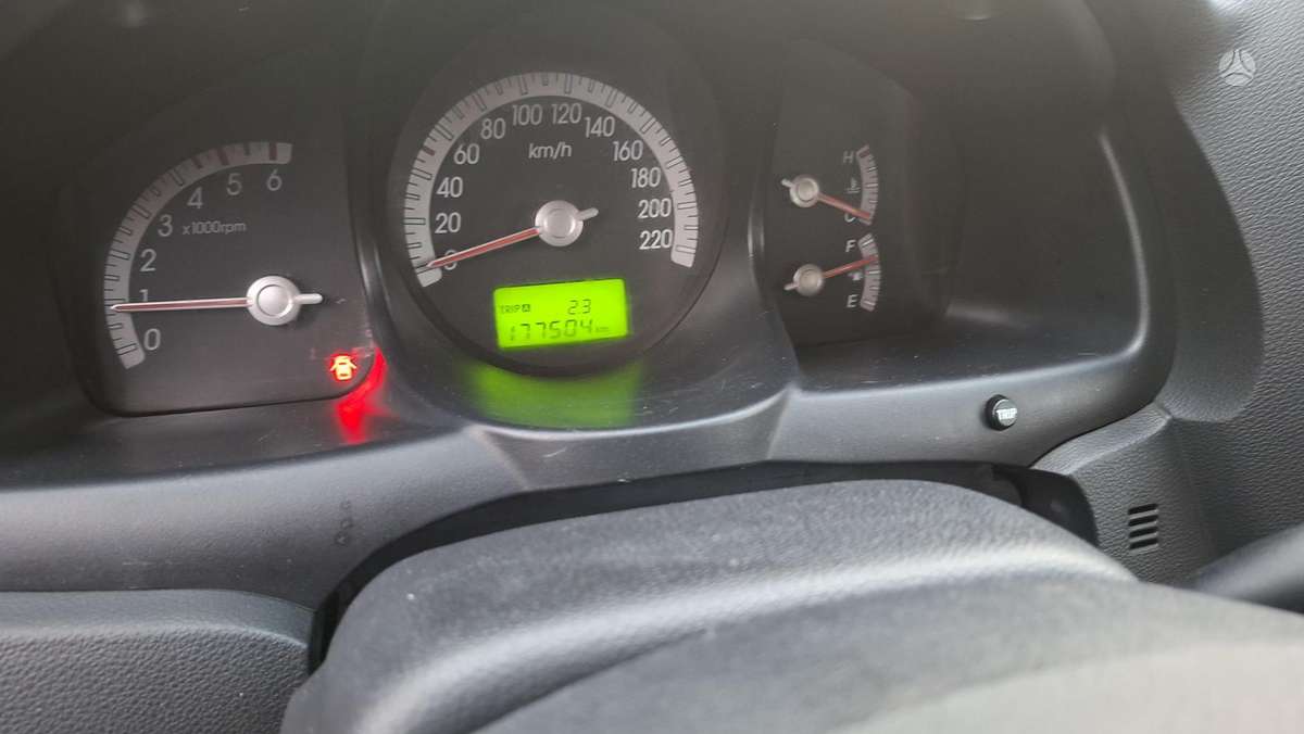 Kia Sportage 2010 — фото 14
