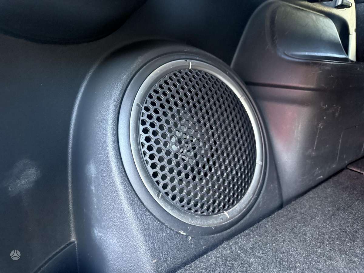 Mitsubishi Outlander 2013 — photo 16