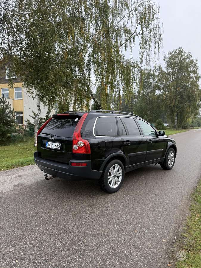 Volvo XC90 2006 — двигун 2400 cm³, 185 HP (136kW)