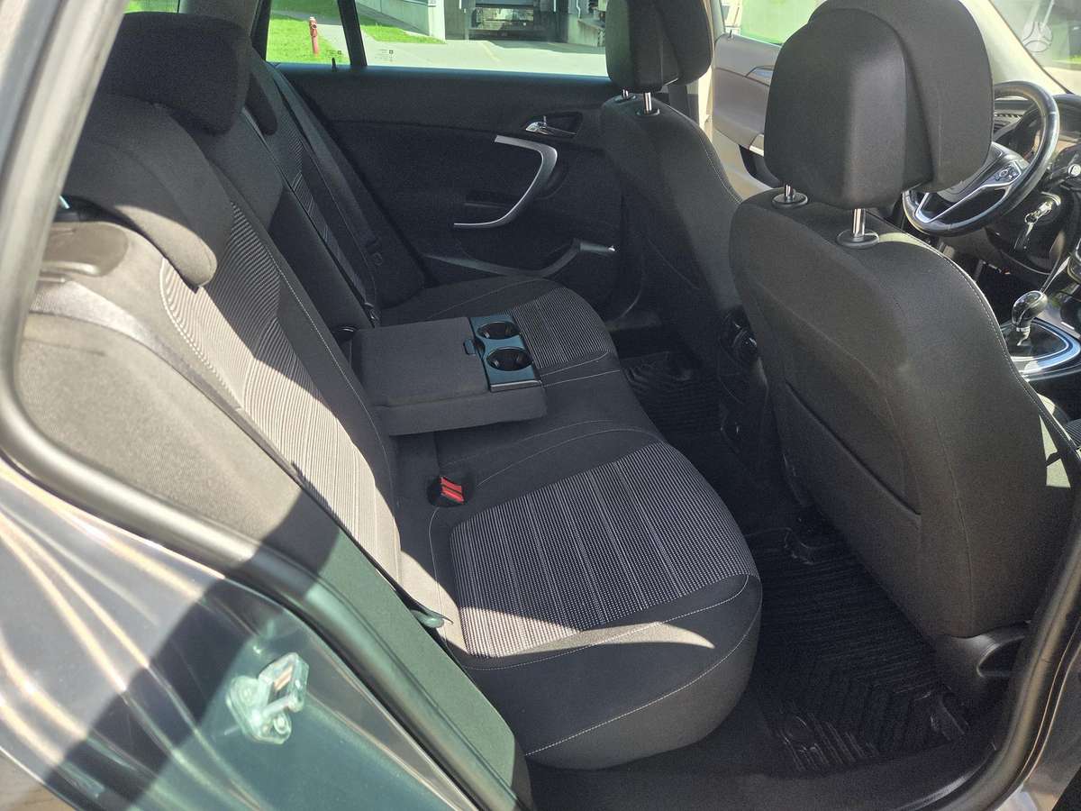 Opel Insignia 2014 — photo 18