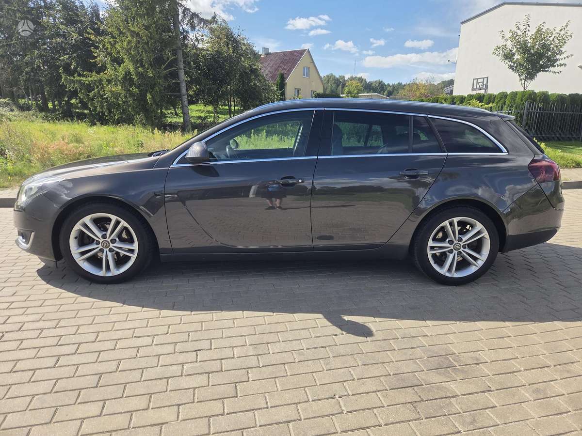 Opel Insignia 2014 — photo 8