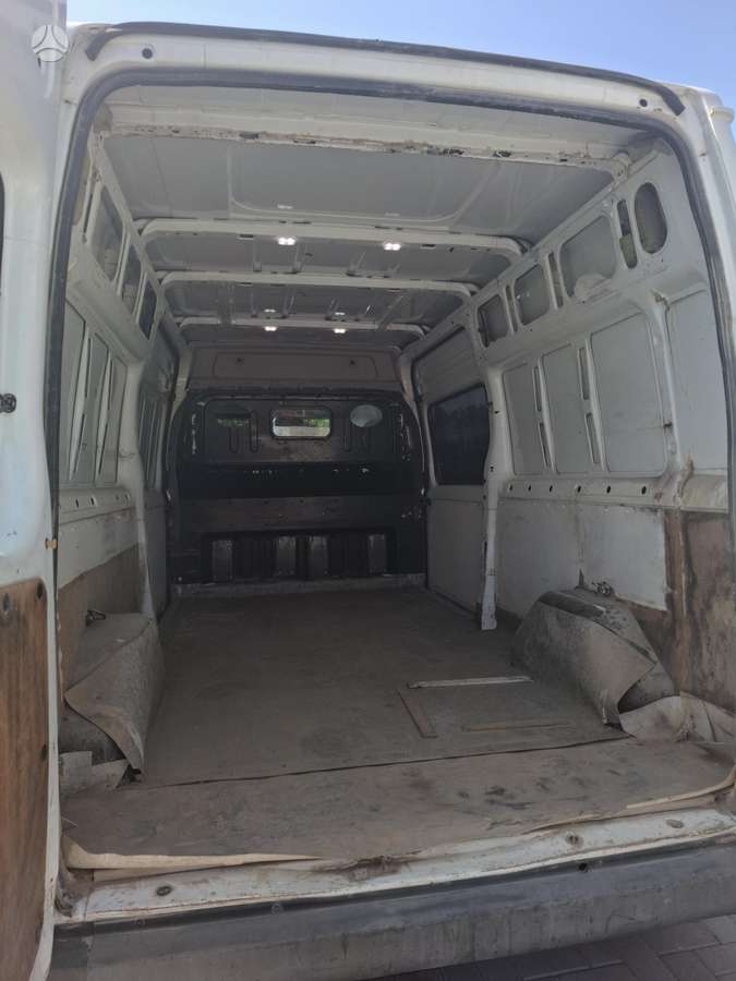 Ford Transit 2011 — photo 5