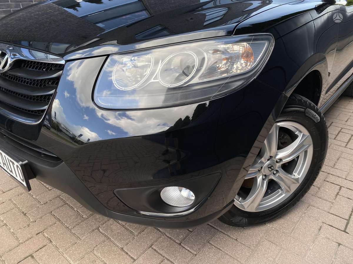 Hyundai Santa 2011 — photo 10