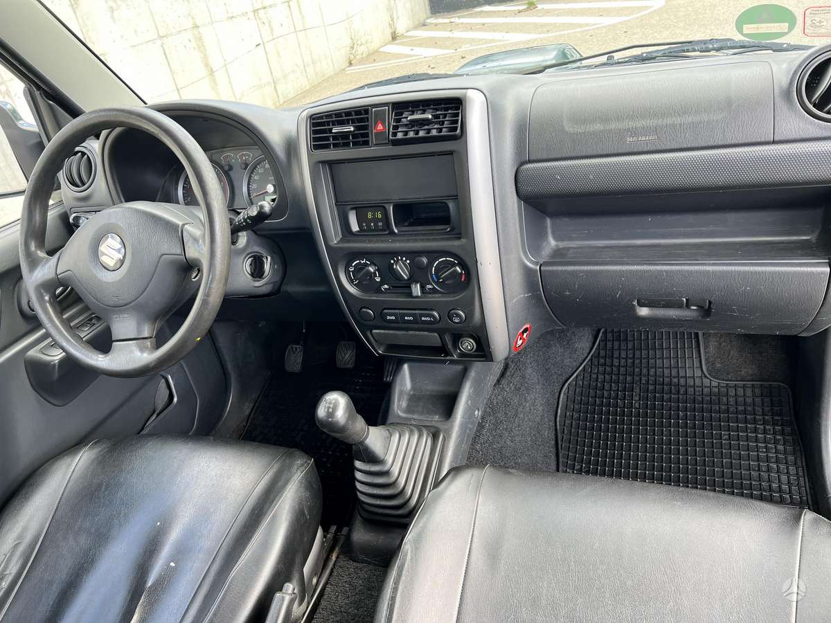 Suzuki Jimny 2006 — photo 23