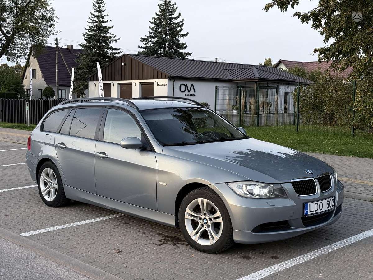 BMW 320 2006 — photo 11