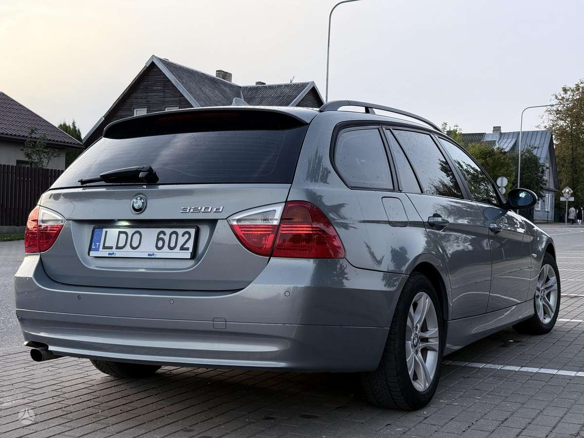 BMW 320 2006 — photo 13