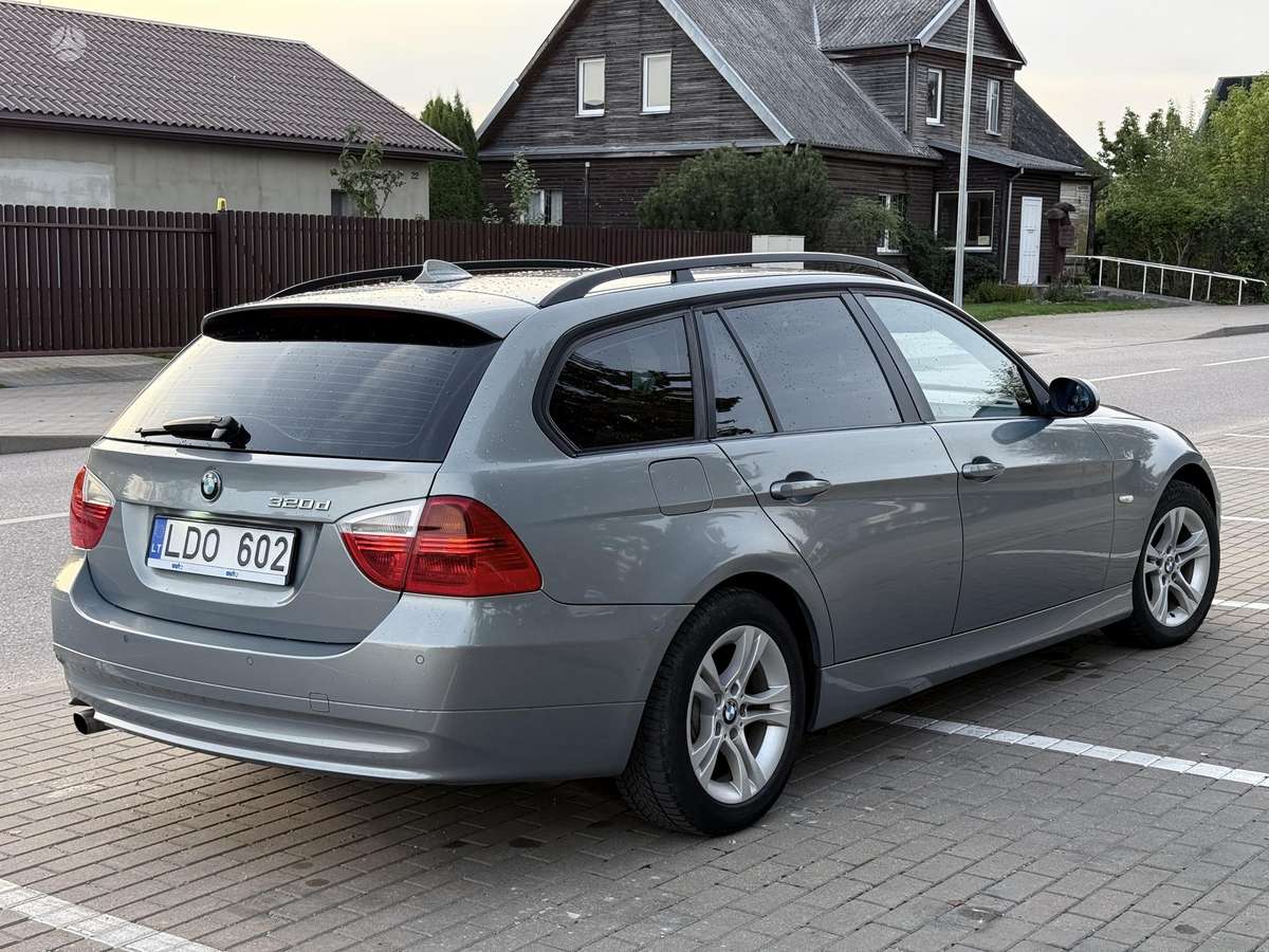 BMW 320 2006 — photo 14