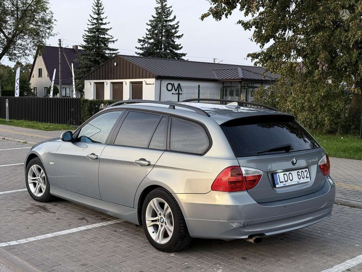 BMW 320 2006 — photo 15