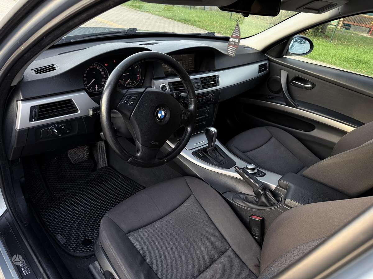 BMW 320 2006 — photo 16
