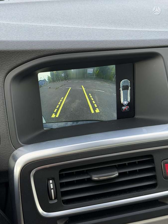 Volvo V60 2014 — photo 37