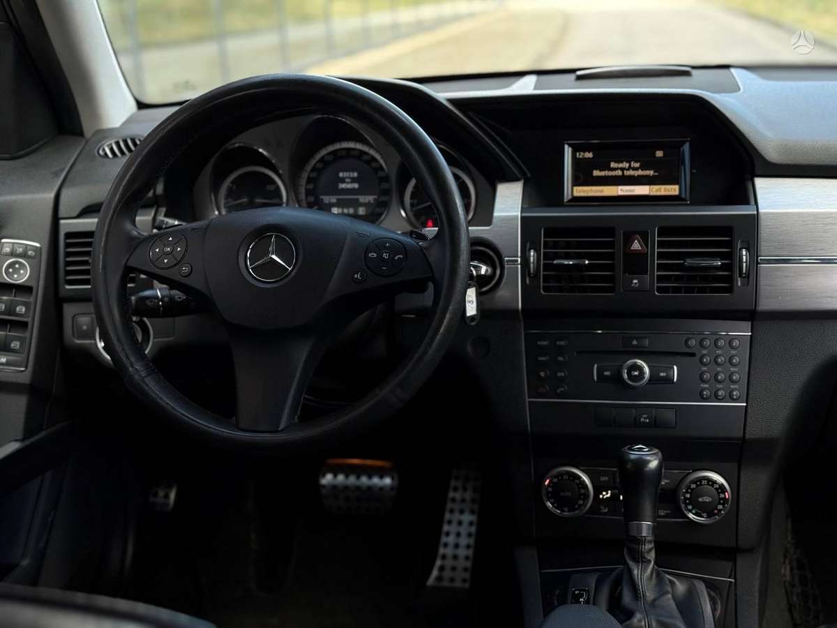 Mercedes-Benz GLK220 2011 — фото 15