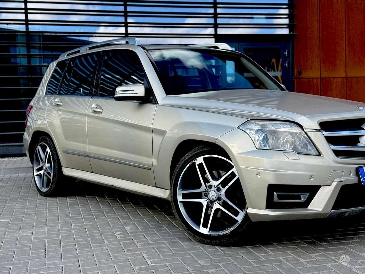 Mercedes-Benz GLK220 2011 — двигун 231 HP (170kW)