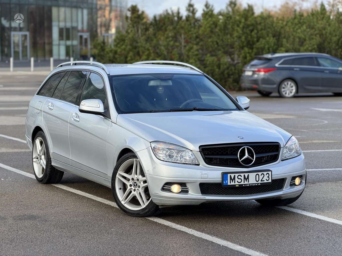 Mercedes-Benz C320, 2009