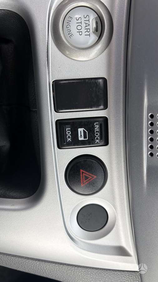 Nissan NV200 2015 — photo 27
