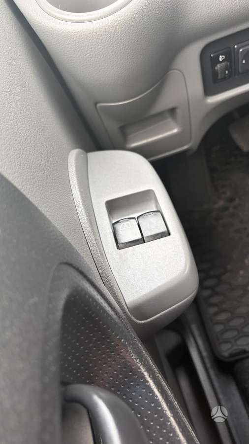 Nissan NV200 2015 — photo 34