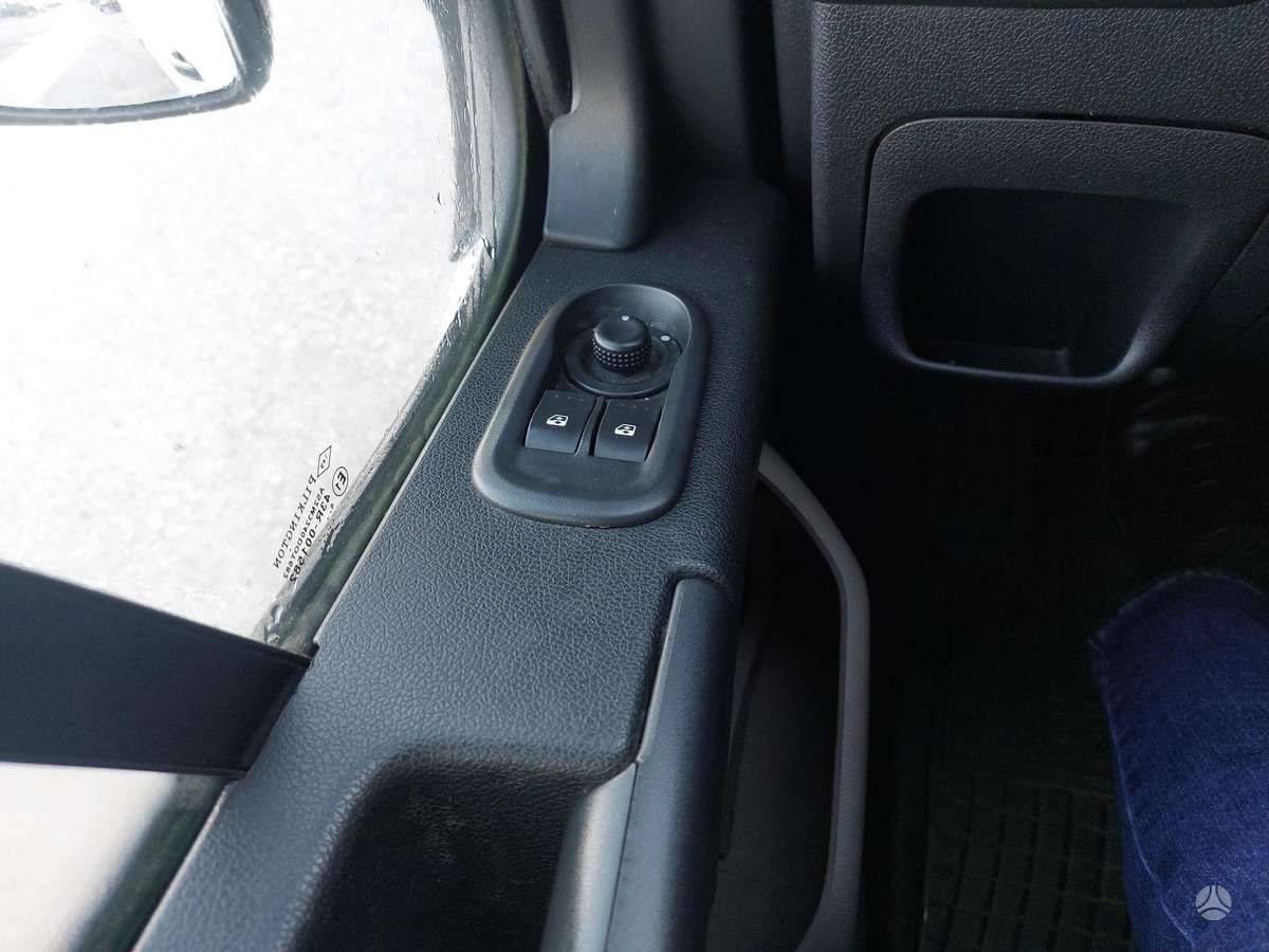 Renault Master 2015 — фото 12