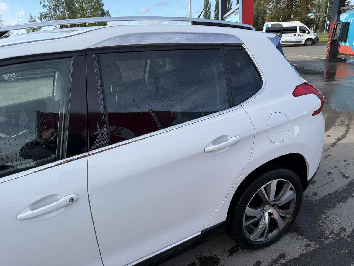 Peugeot 2008 2015 — photo 5