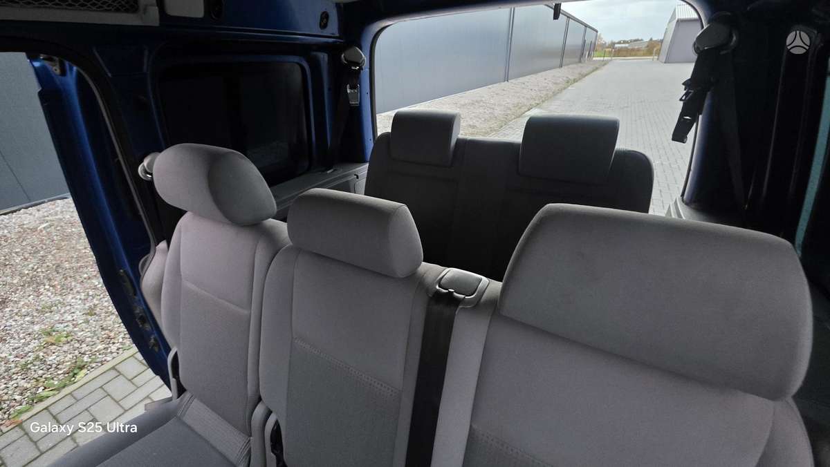 Volkswagen Caddy 2010 — двигун 1900 cm³, 105 HP (77kW)