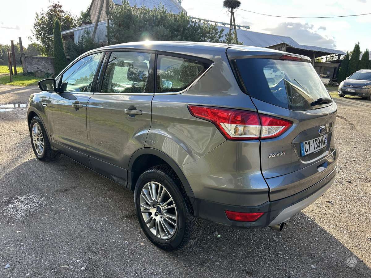 Ford Kuga 2013 — engine 2000 cm³, 140 HP (103kW)