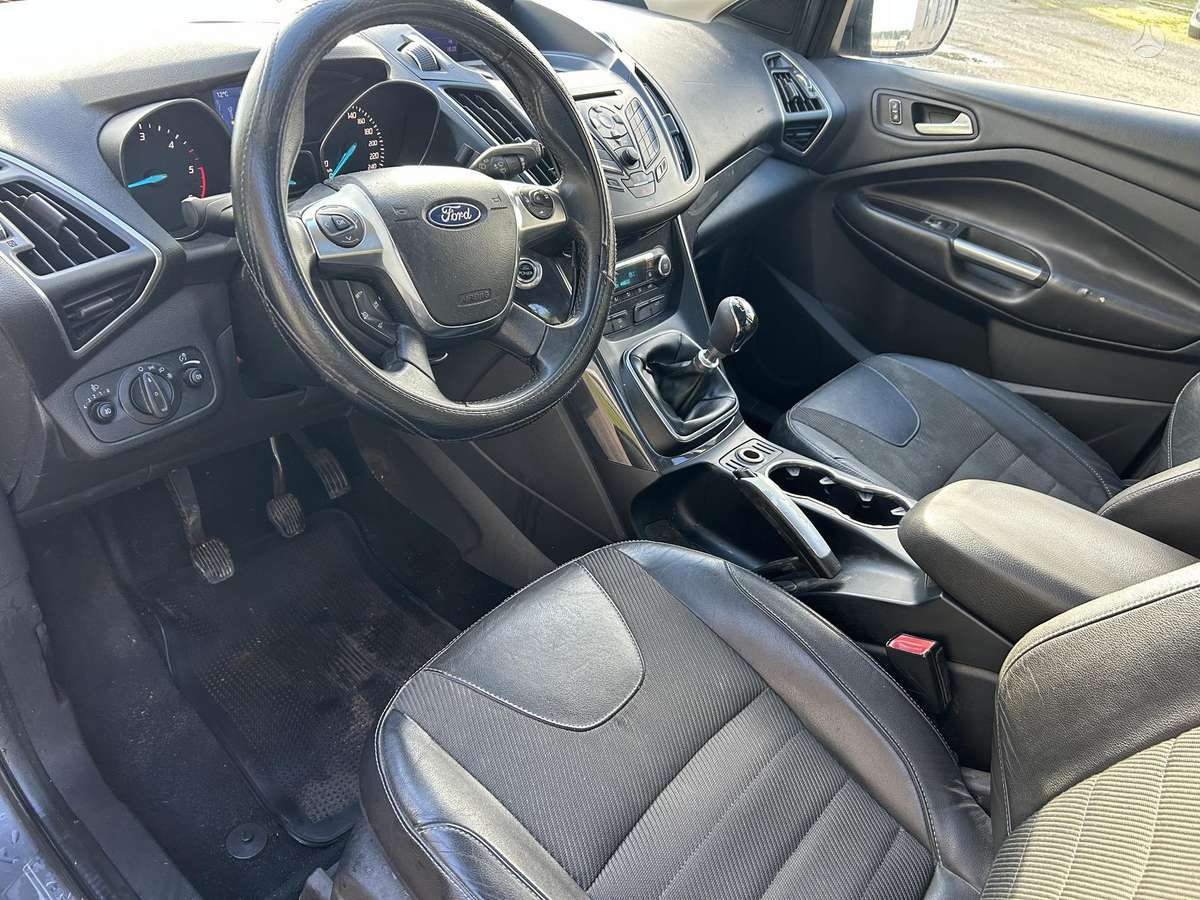 Ford Kuga 2013 — photo 6