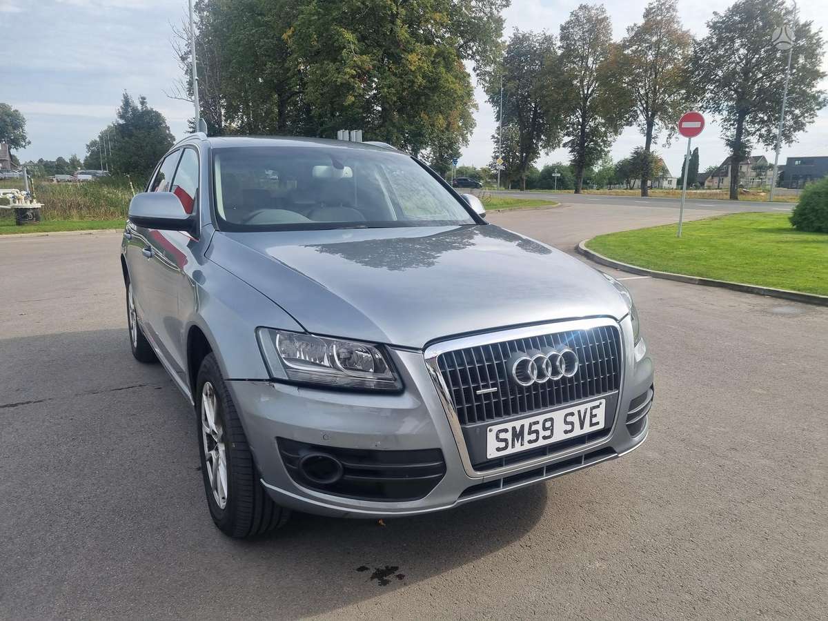 Audi Q5 2009 — двигун 1968 cm³