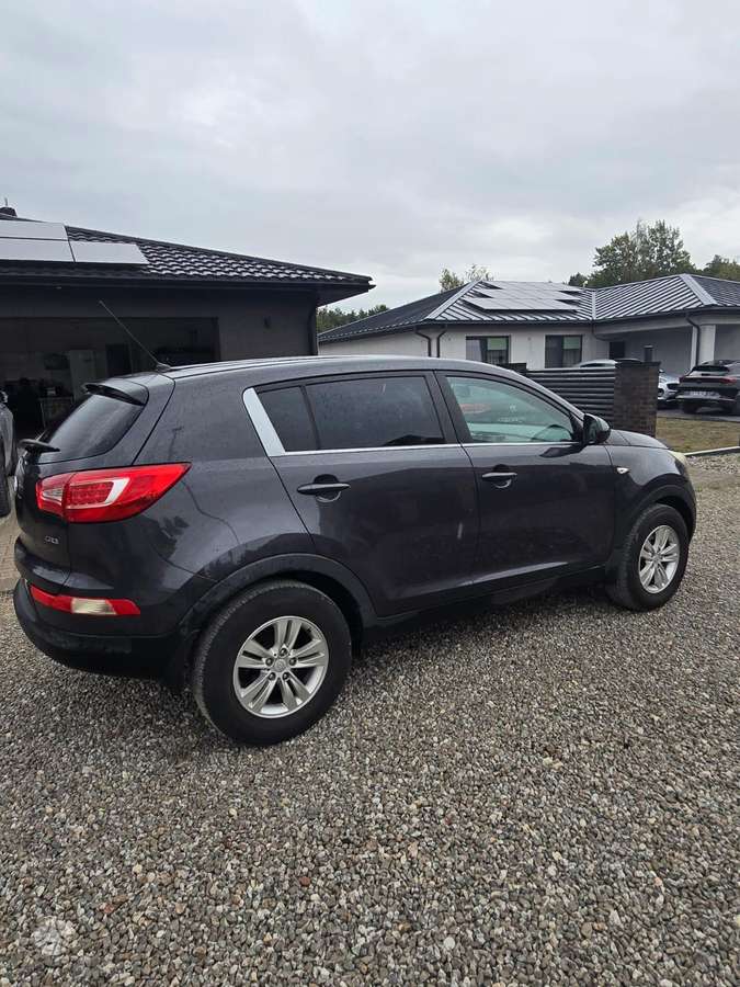 Kia Sportage 2012 — interior