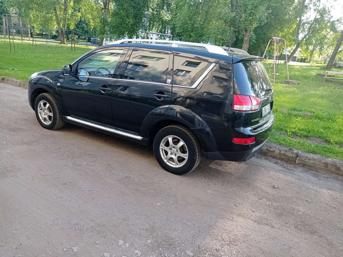 Citroen C-Crosser 2010 — вигляд ззаду