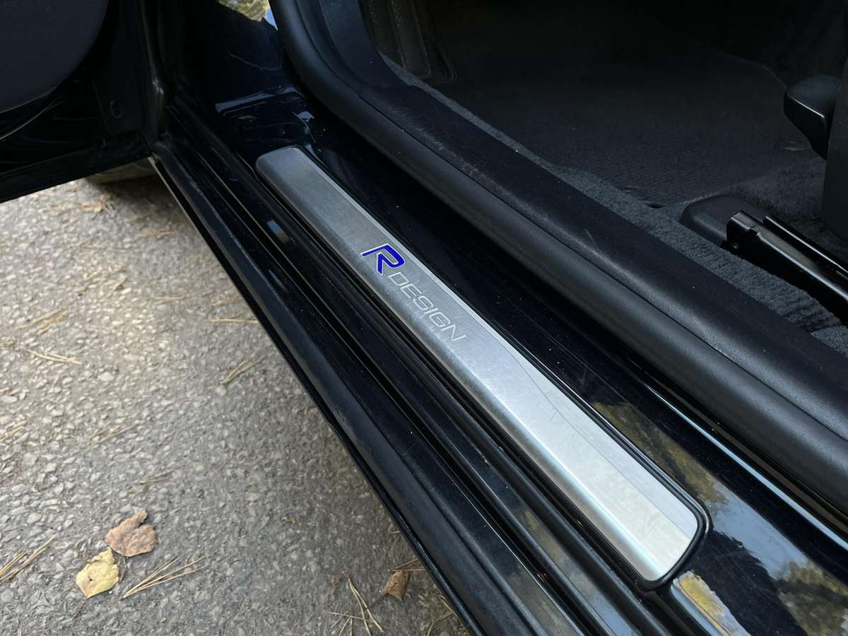 Volvo V60 2014 — photo 22
