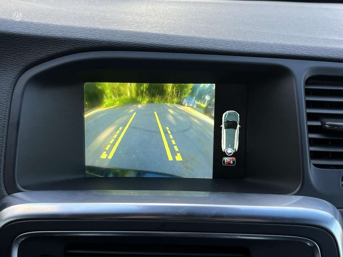 Volvo V60 2014 — photo 26