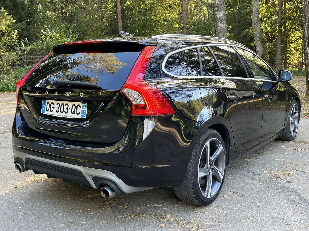Volvo V60 2014 — photo 6