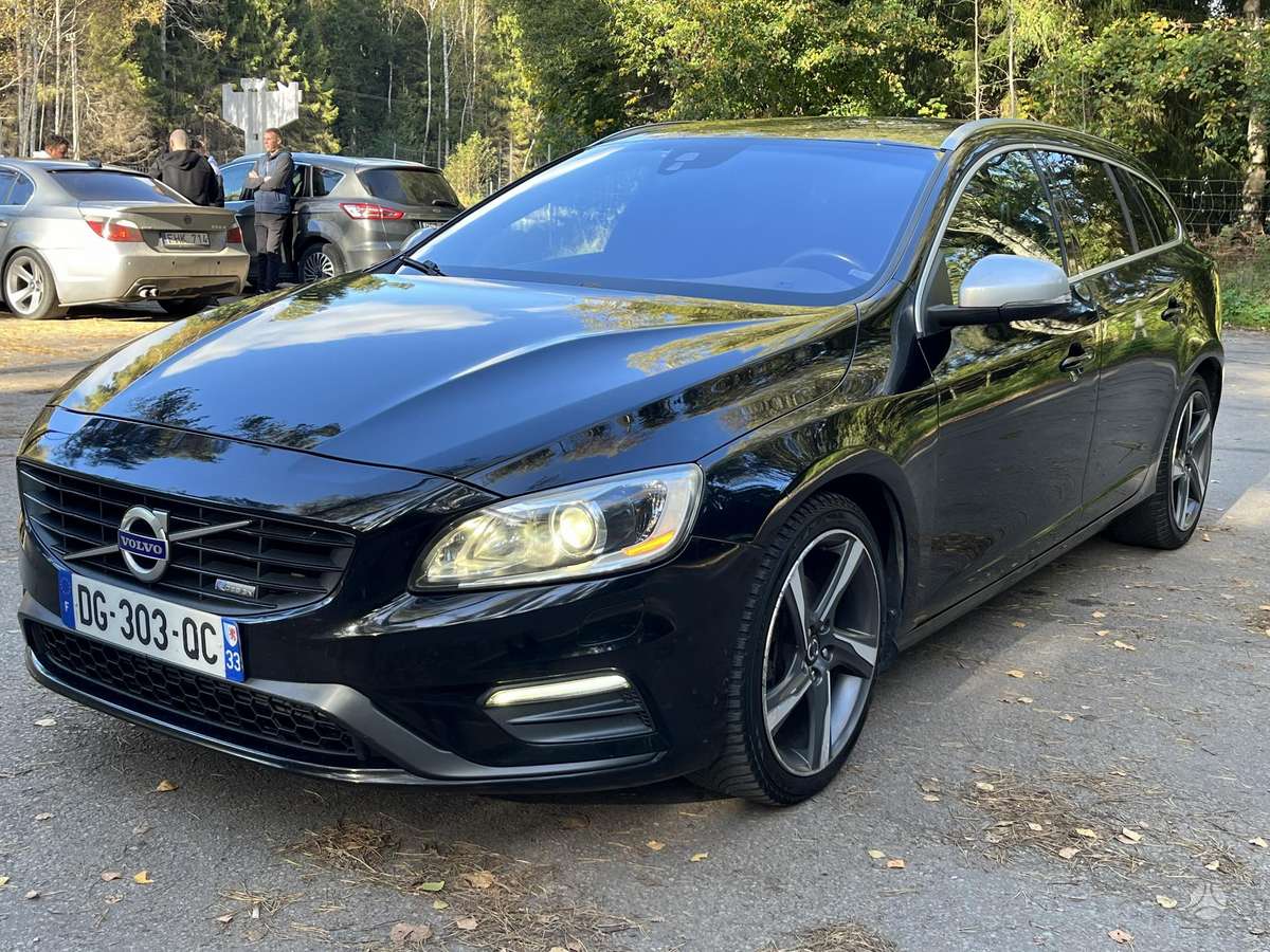 Volvo V60 2014 — photo 8