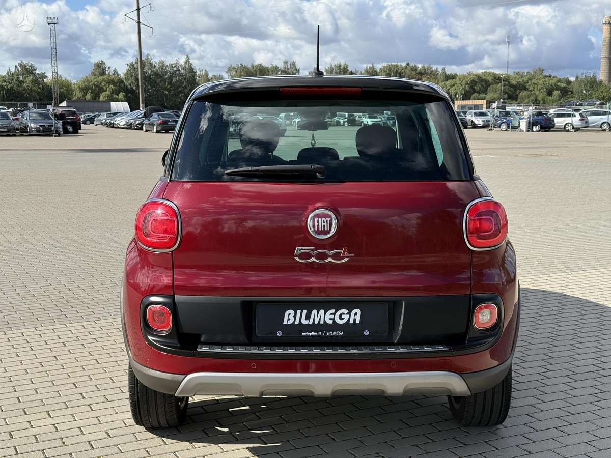 Fiat 500L 2015 — engine 999 cm³