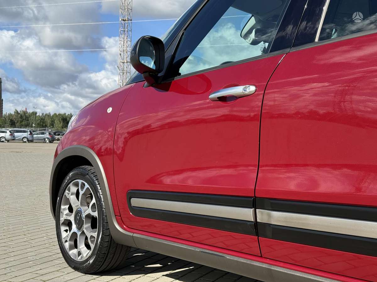 Fiat 500L 2015 — photo 8