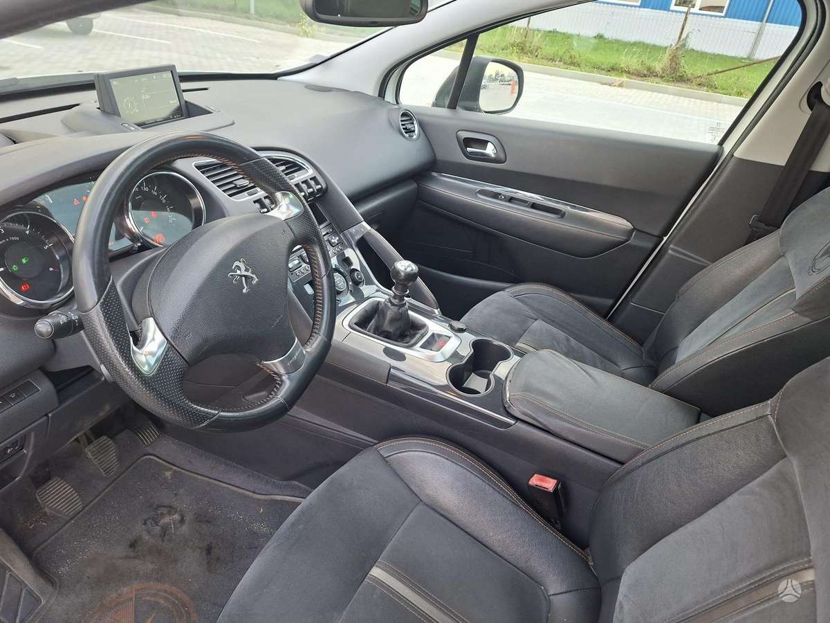 Peugeot 3008 2015 — photo 10