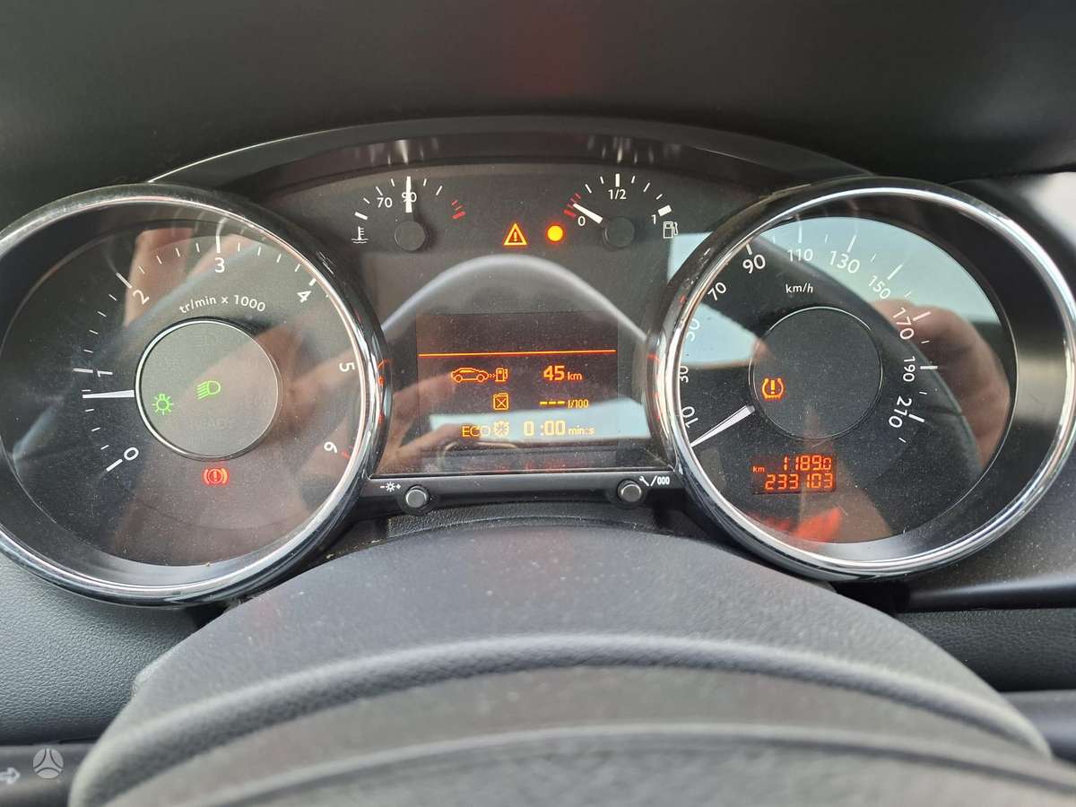 Peugeot 3008 2015 — photo 12