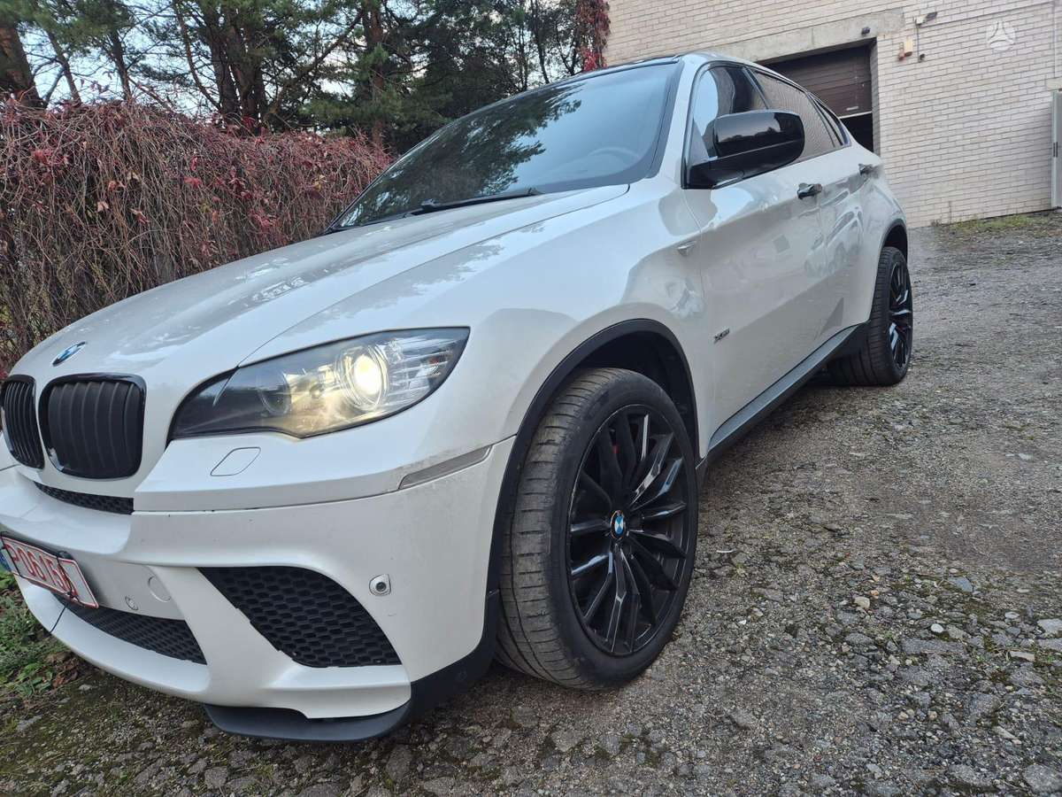 BMW X6 2010 — photo 12