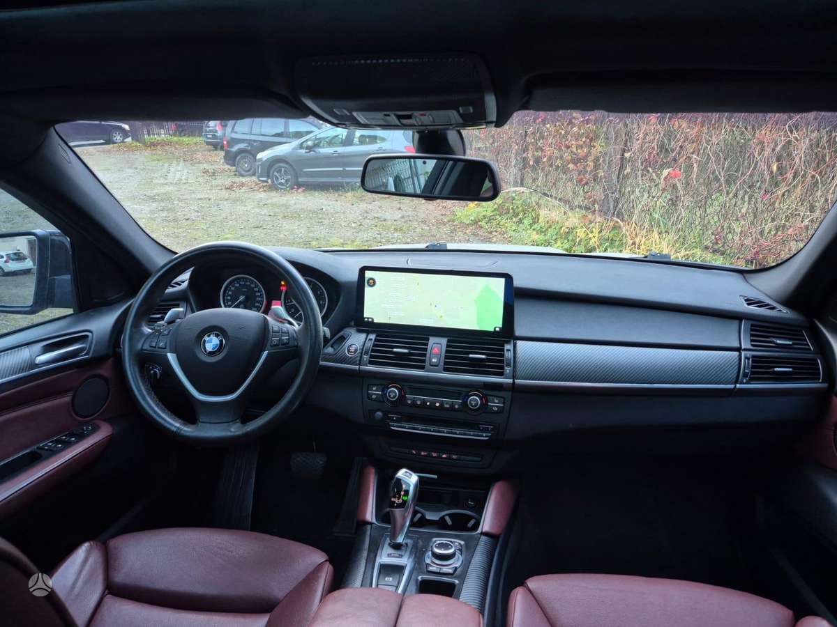 BMW X6 2010 — photo 8