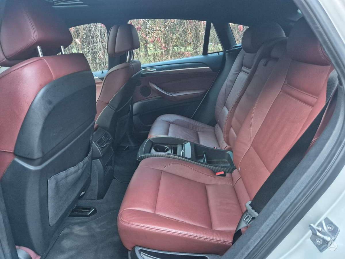 BMW X6 2010 — photo 9