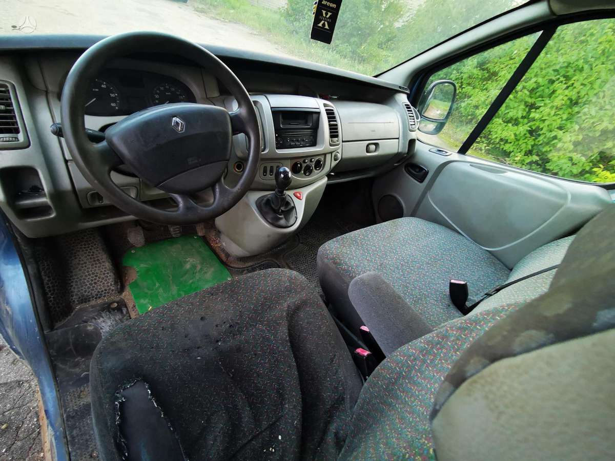 Renault Trafic 2007 — photo 14