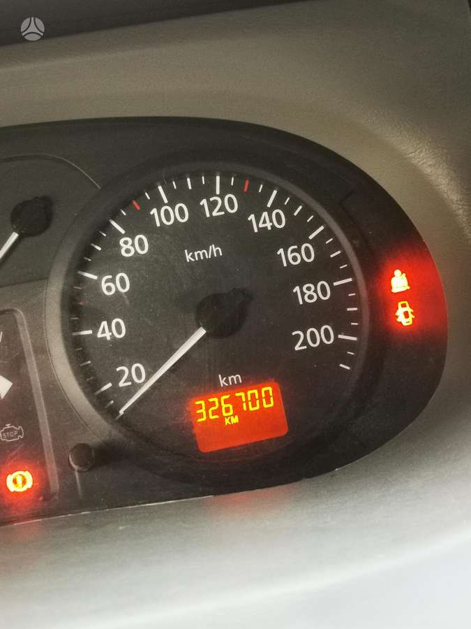 Renault Trafic 2007 — photo 17