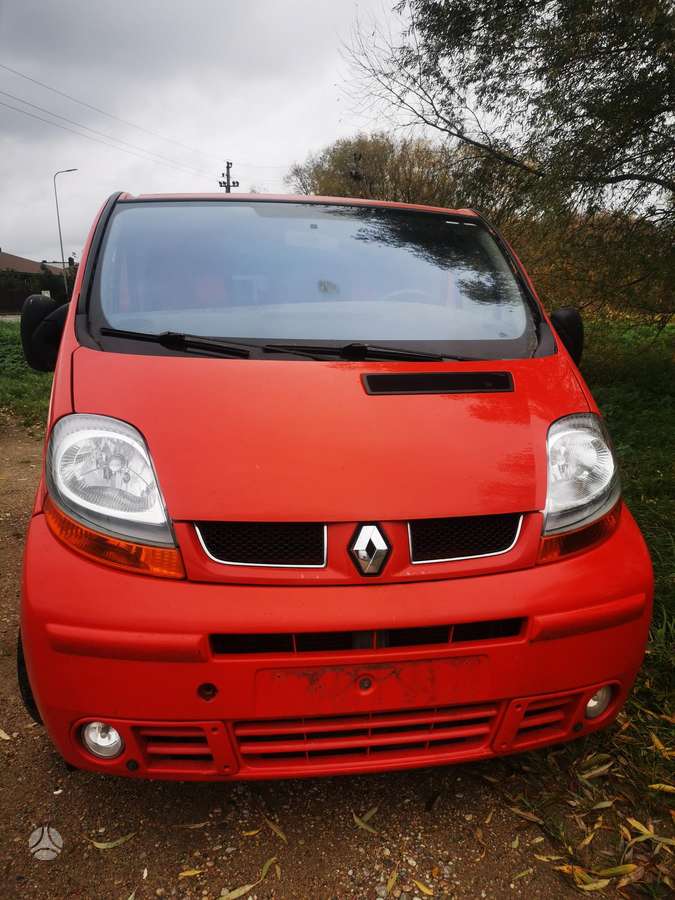 Renault Trafic 2007 — interior