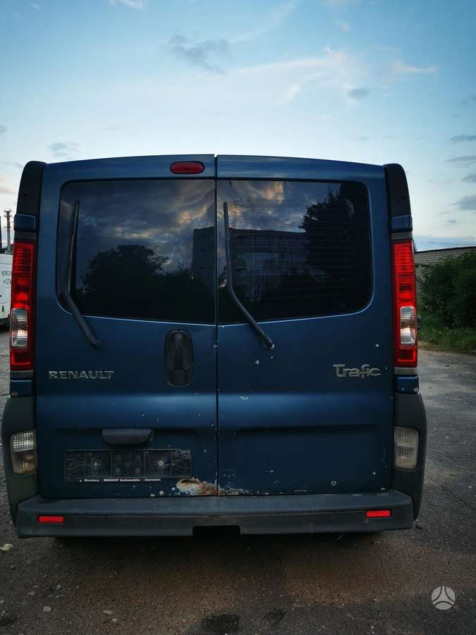 Renault Trafic 2007 — photo 7