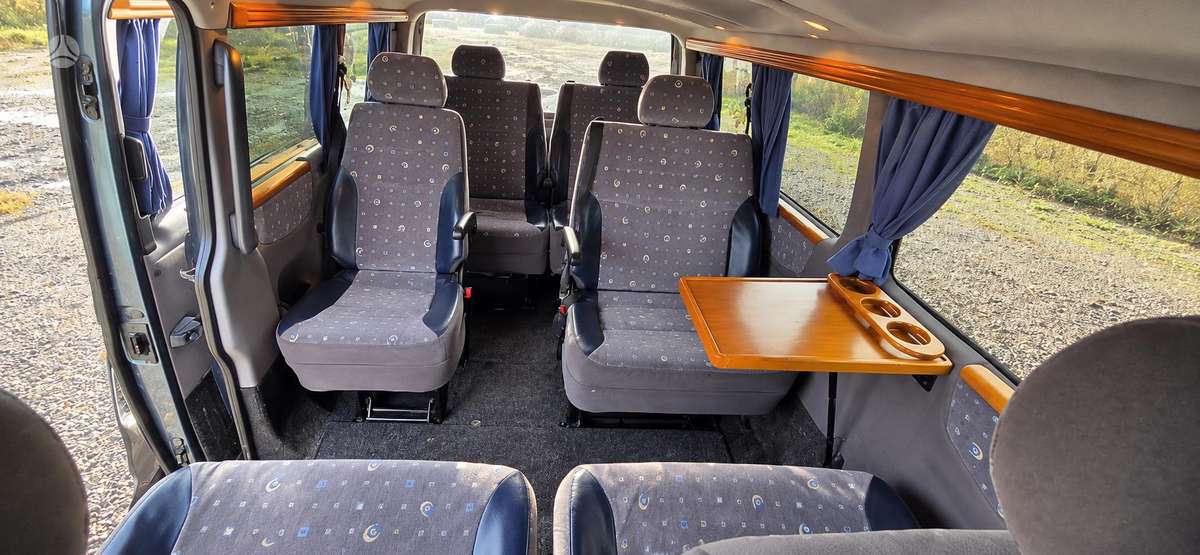 Volkswagen Transporter 2005 — photo 13
