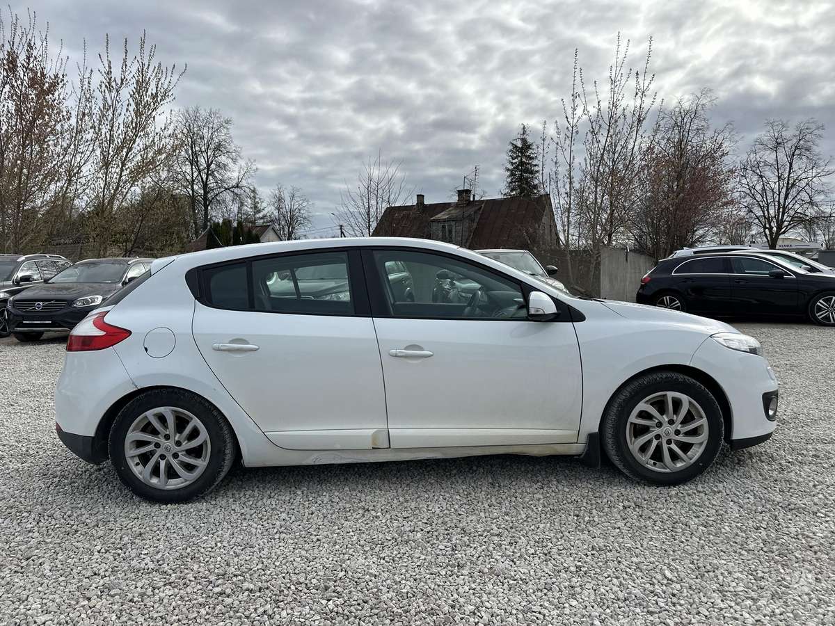 Renault Megane 2012 — photo 5