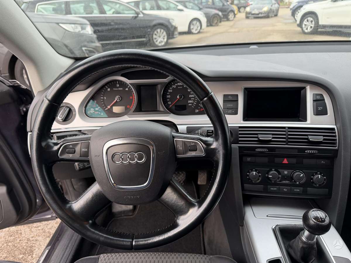 Audi A6 2009 — photo 11