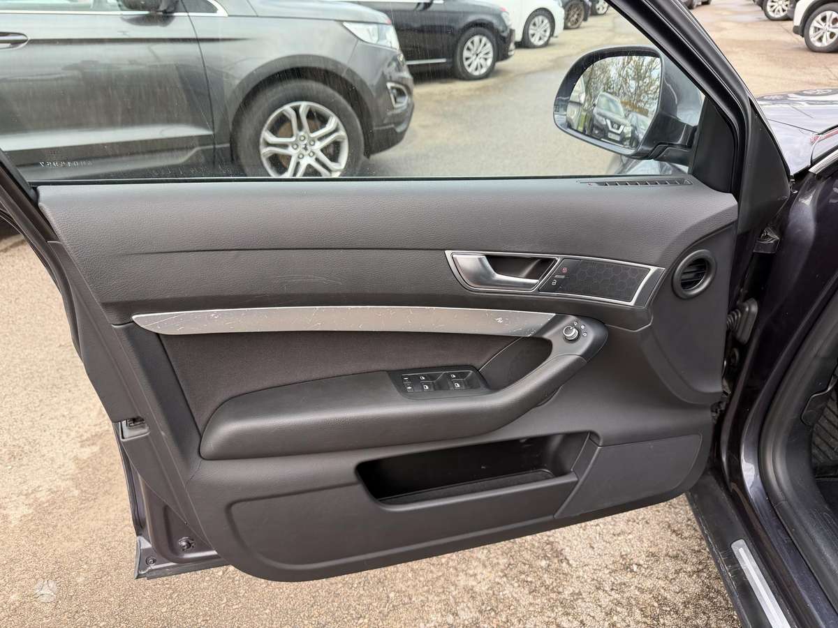 Audi A6 2009 — photo 9