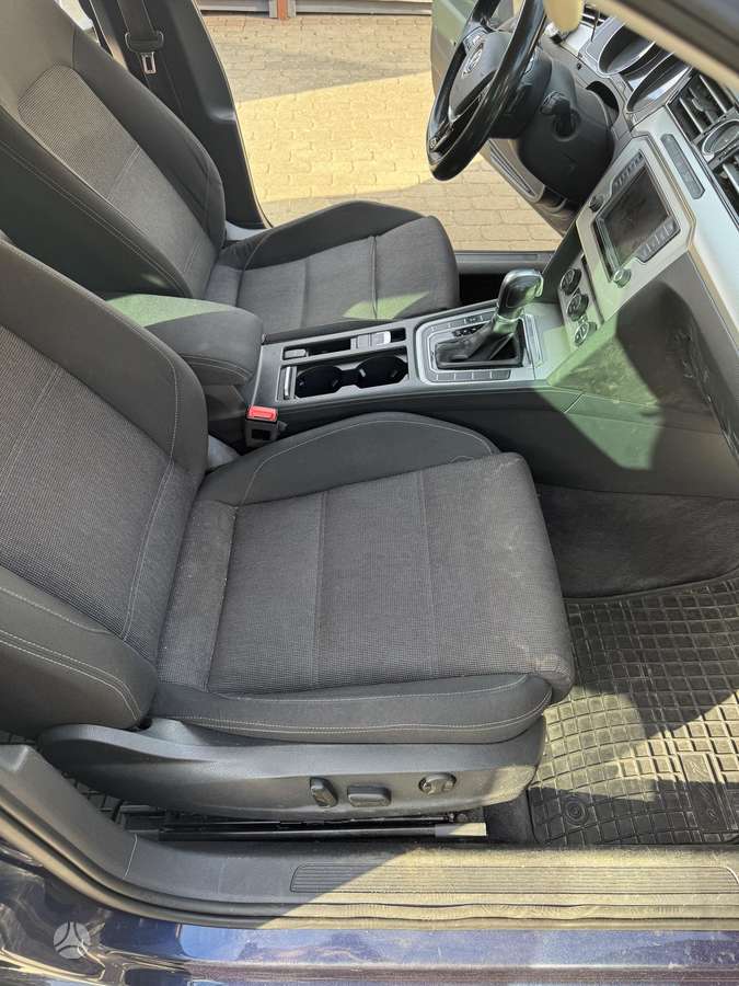 Volkswagen Passat 2015 — photo 8